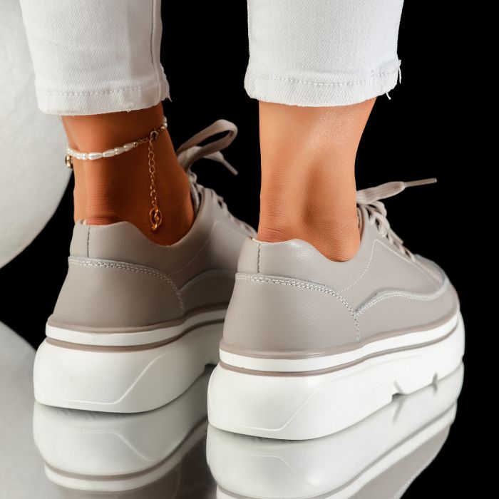 Спортни обувки от естествена кожа Esther Сив #9464
