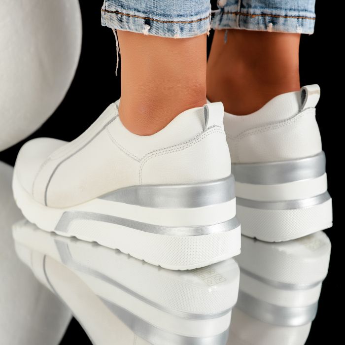 Спортни обувки от естествена кожа Juniper Бяла #9472