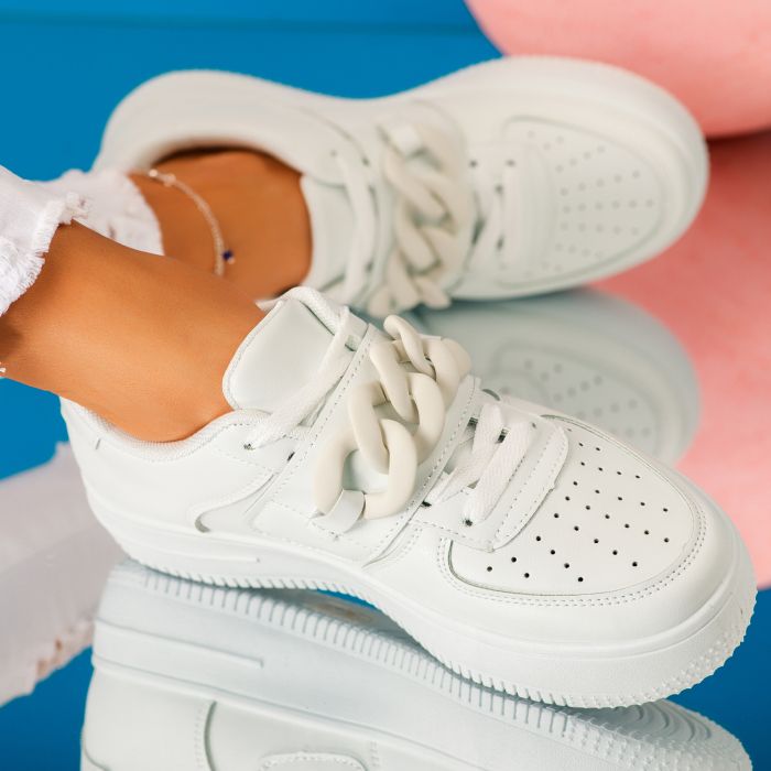 Дамски спортни обувки Love Бяла #9588