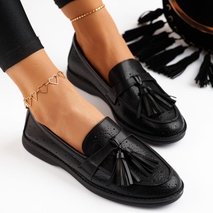 Черни дамски ежедневни обувки Charlotte # 9840