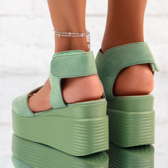 Дамски сандали с платформата Maryse зелено #10258