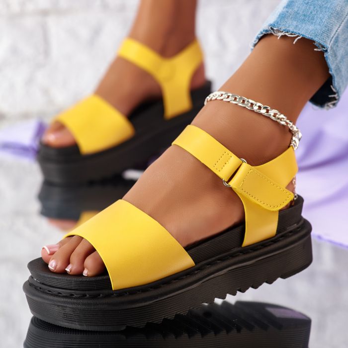Дамски сандали на платформа Rudy жълт #10499