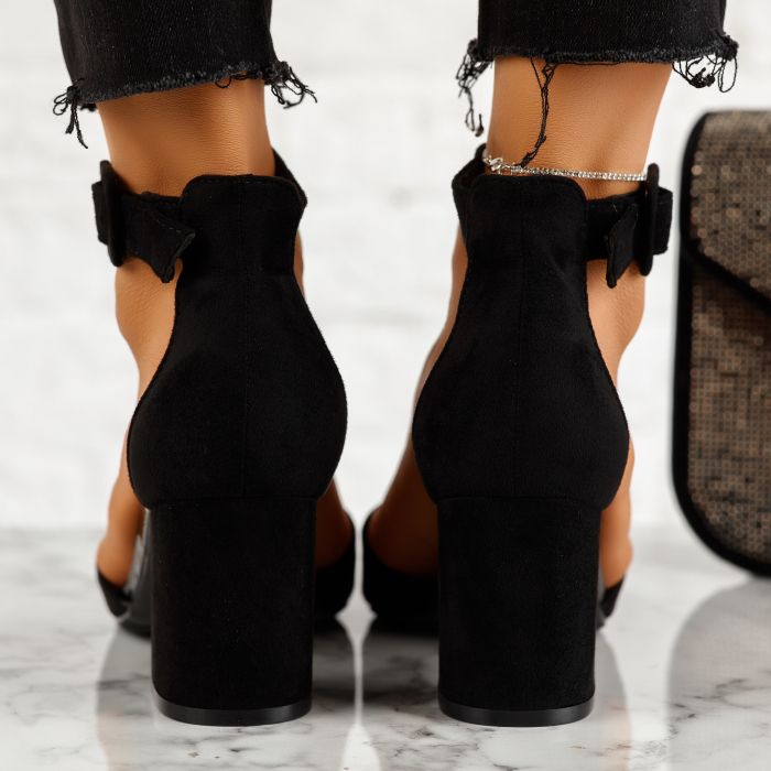 Дамски сандали на ток Nico Черен #10852