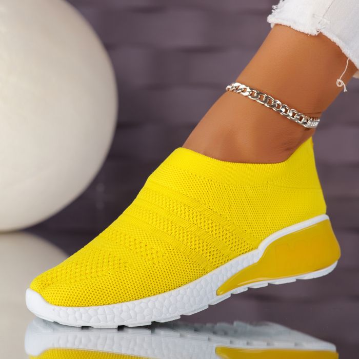 Дамски спортни обувки Cassey жълт #10769