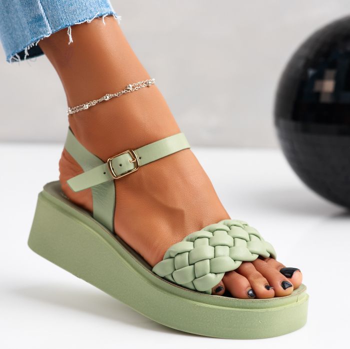 Дамски сандали на платформа Mora зелено #11710