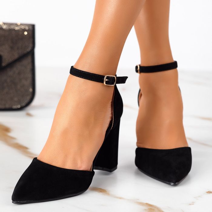 Дамски обувки с ток Briana черен #13303