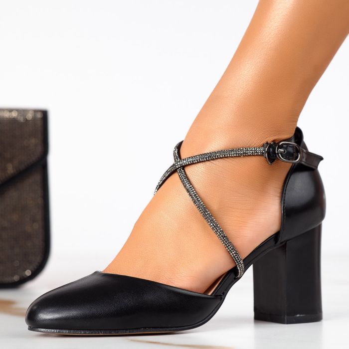 Дамски обувки с ток Helen черен #13325
